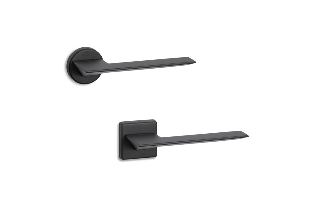 ¿Maneta de puerta en zamak o inox?